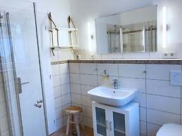 Fohr Huus Modern Retreat