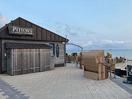 Fohr Huus Modern Retreat