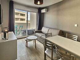 Apartment With Balcony or Terrace