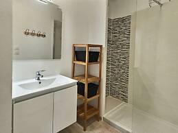 Apartment With Balcony or Terrace