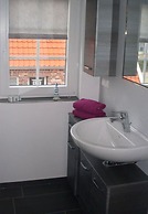 House Little Maddi Comfortable Vacation Home