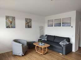 Starfish Modern Retreat