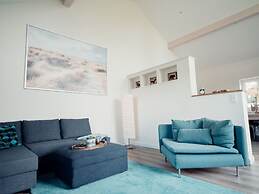 Loheide Modern Retreat