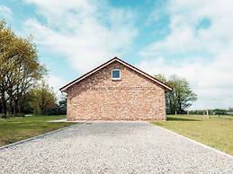 Loheide Modern Retreat