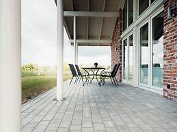 Loheide Modern Retreat