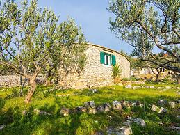 Villa Roza - One Bedroom With Swimming Pool