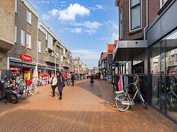 Beautiful Holiday Home Near sea in Katwijk