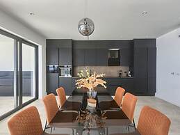 Ultima Comfortable Holiday Residence