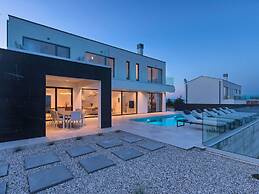 Ultima Comfortable Holiday Residence