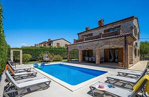 Villa Amani Comfortable Holiday Residence