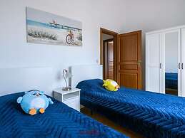 Villa Amani Comfortable Holiday Residence