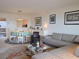 James Ensor Apartment With sea View