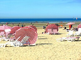 Seagull's Nest Modern Retreat