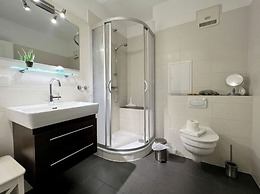 Nelly Modern Retreat