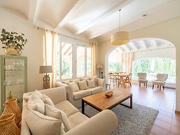 Belvilla by OYO Villa Javea