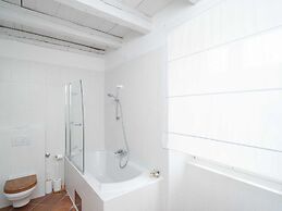 Secret Apartments - One Bedroom Apartment