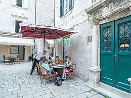 Secret Apartments - One Bedroom Apartment