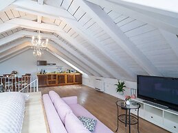 Secret Apartments - One Bedroom Apartment