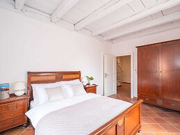 Secret Apartments - One Bedroom Apartment