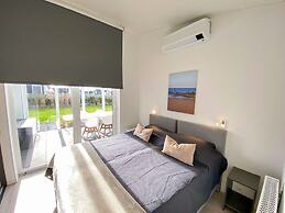 Beautiful Holiday Home With A/c, in a Holiday Park