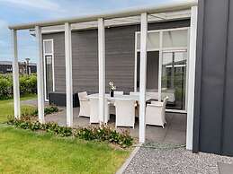 Beautiful Holiday Home With A/c, in a Holiday Park