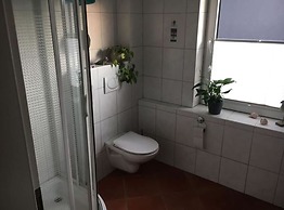 Seagull Modern Retreat