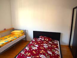 Cosy Apartment in Oberhausen With Balcony