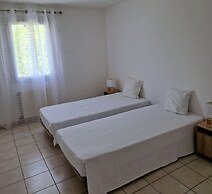 Beautiful Holiday Apartment in Uzes With Balcony