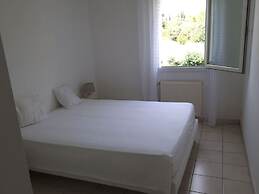 Beautiful Holiday Apartment in Uzes With Balcony