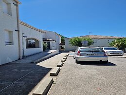 Beautiful Holiday Apartment in Uzes With Balcony