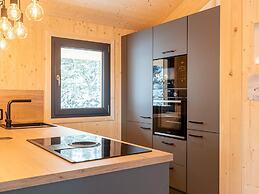 Natural Chalet With Whirlpool