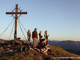 Natural Chalet With Whirlpool
