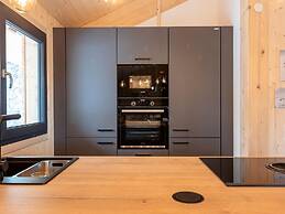 Natural Chalet With Whirlpool