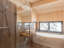 Natural Chalet With Whirlpool