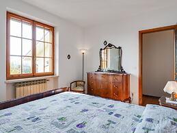 Modern Holiday Home in Marciaga With Garden