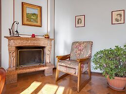 Modern Holiday Home in Marciaga With Garden