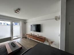 Huus Rehders Modern Retreat