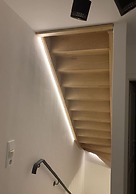 Huus Rehders Modern Retreat