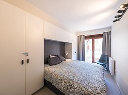 Spacious Apartment With View