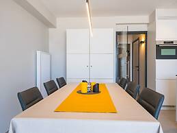 Spacious Apartment With View