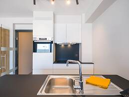 Spacious Apartment With View