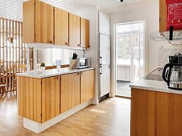 5 Person Holiday Home in Skutskar-by Traum