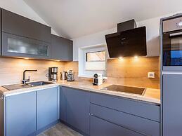 Amazing Chalet With Terrace