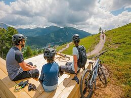 Amazing Chalet With Terrace