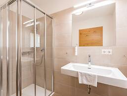 Amazing Chalet With Terrace