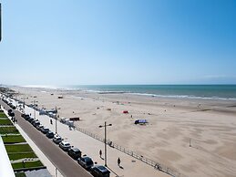 Lovely Apartment With Sea-views