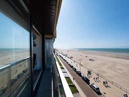 Lovely Apartment With Sea-views