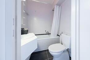 Lovely Apartment With Sea-views