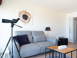 Lovely Apartment With Sea-views