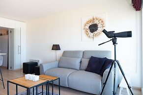 Lovely Apartment With Sea-views